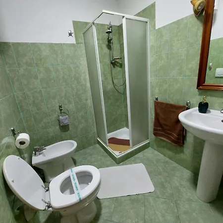 Gazde/Camere de închiriat Vilaroma Tripla Eforie Nord